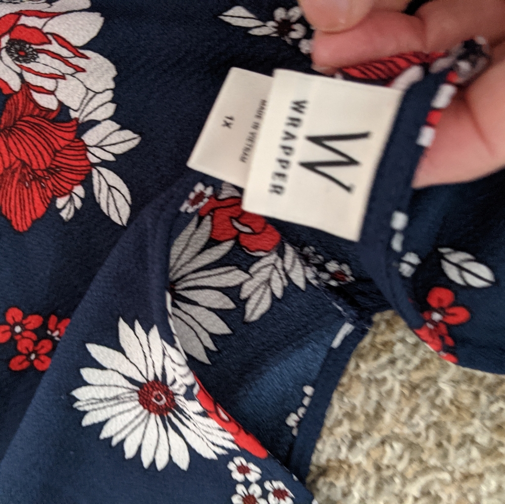 Wrapper jumpsuit - Picture 4 of 12